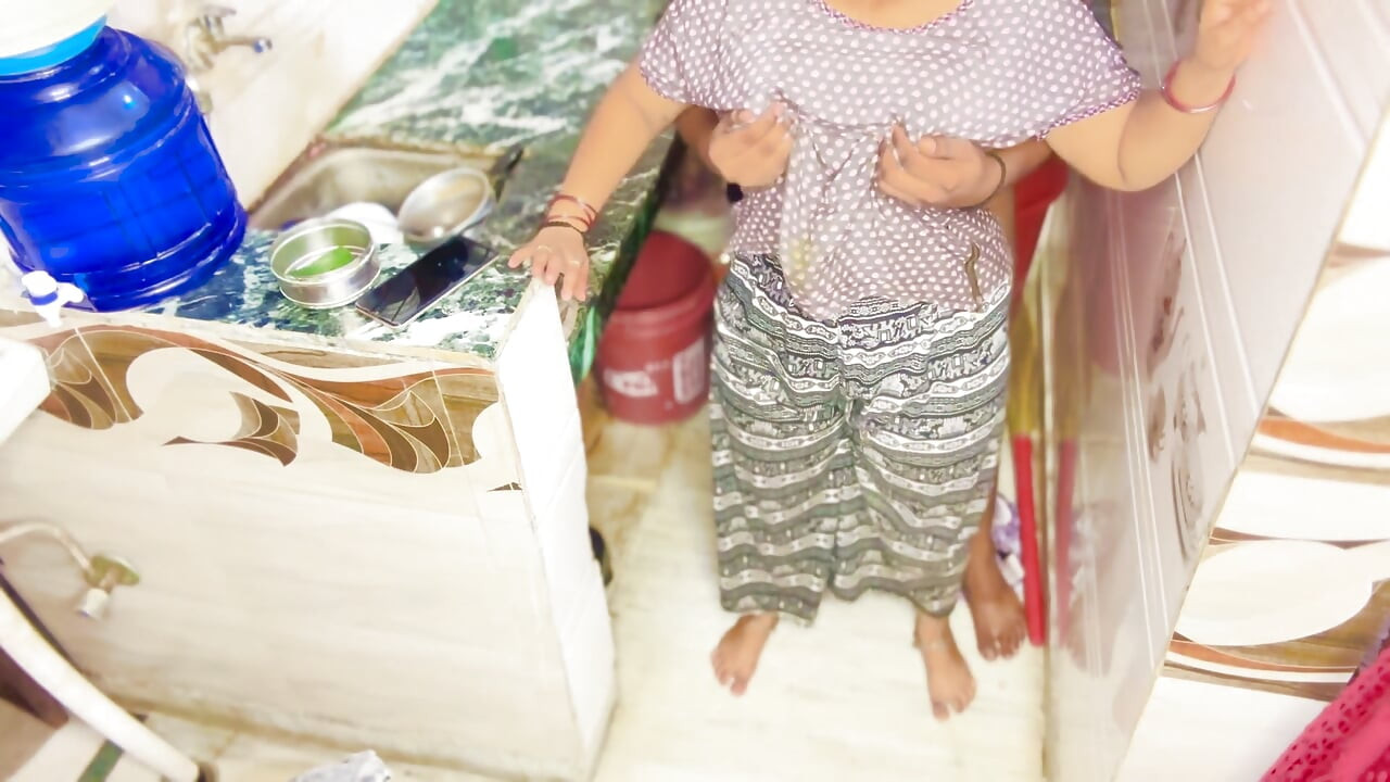 Wife’s Friend Hardcore Sex in Kitchen Non-stop Nude Passion Hindi Video