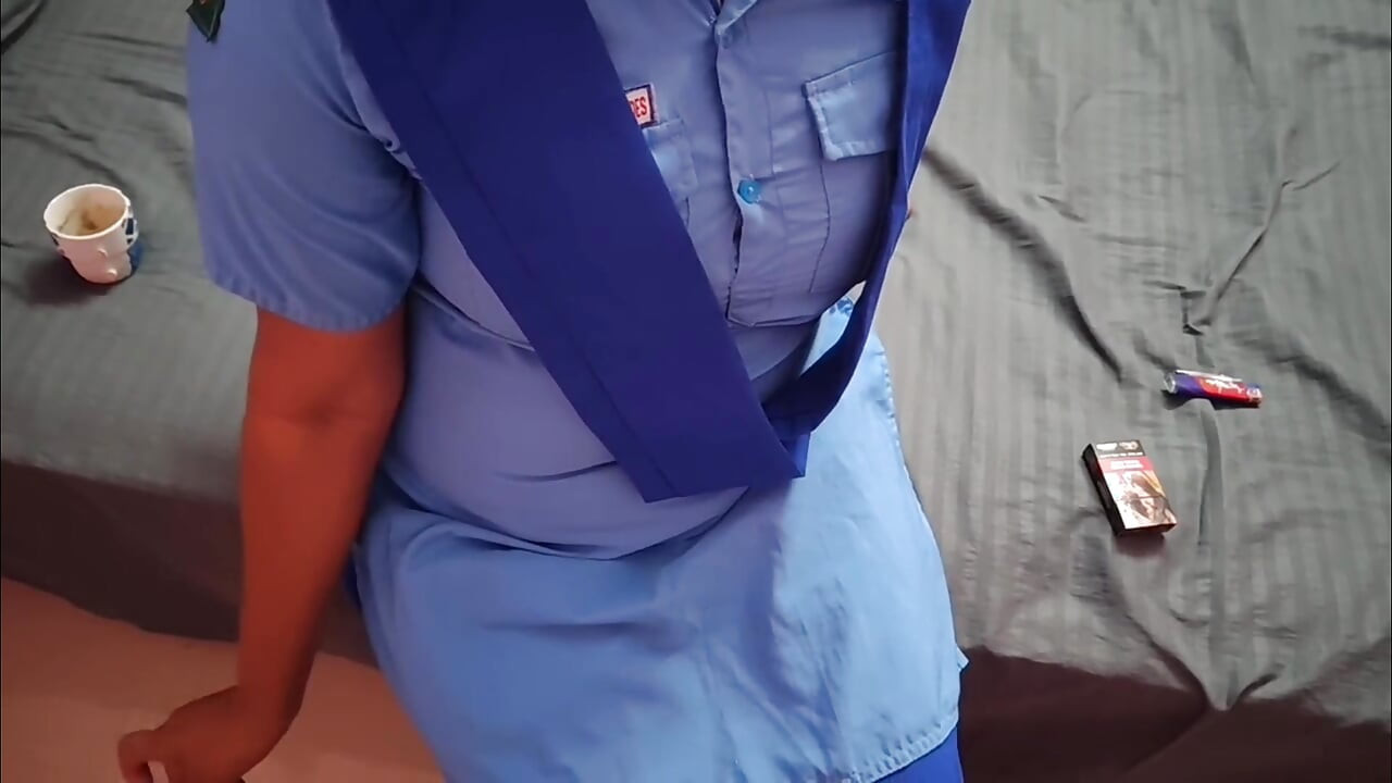 Bangladeshi girlfriend seduced her boyfriend while smoking and licked his balls part 1