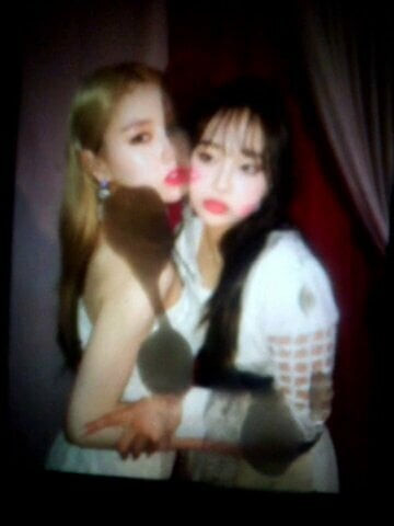 Loona Heejin & Chuu cum tribute
