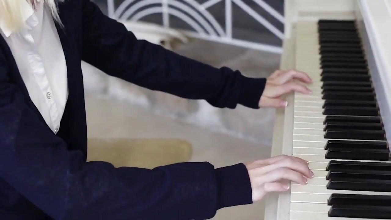 Sleazy harlot teen Sammie Daniels riding her teachers cock