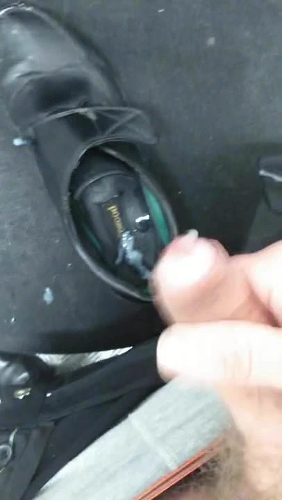 cum in co-workers shoe