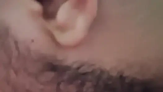 Yaramaz eş Sa Vanessinha'nın vajinasını emmek