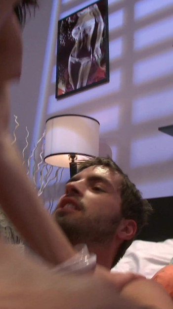 Jaw-dropping moment from "Junge versaute notgeile Russin dreht ihren ersten porno und steht auf den harten fick und die"