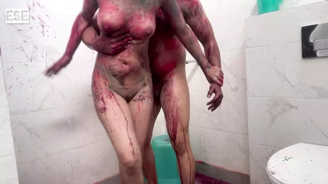 Holi with Sexy Aunty and Gives her Pleasure on Holi