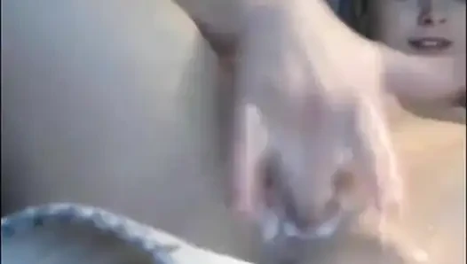 Сливочная и возбужденная