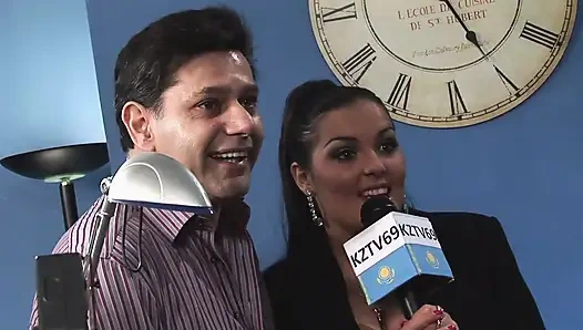 Три грязные порнозвезды секретарша получает удивительную сперму в офисе