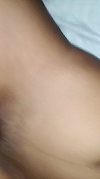 Detik emosi dari "Bhabhi berkongkek di rumah – fastival Karwa Choth"