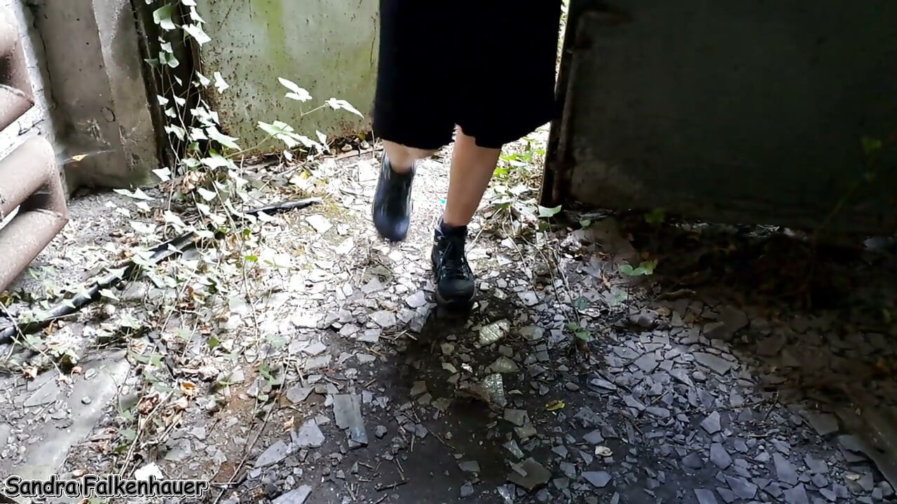 Sandra Falkenhauer - Urbex Boobs