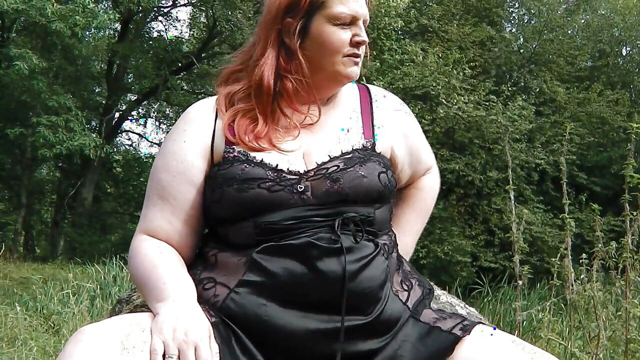 Outdoor with a Dildo