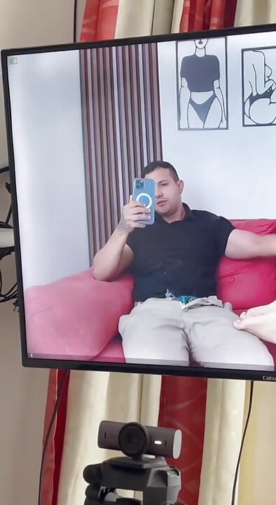 J’aime le gros cul de la voisine