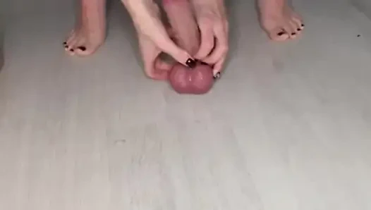 Ngentot kilat sampai orgasme di dildo favoritku