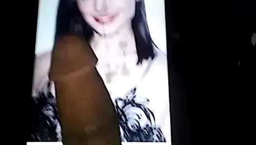 Ragazza gadot con omaggio di sborra