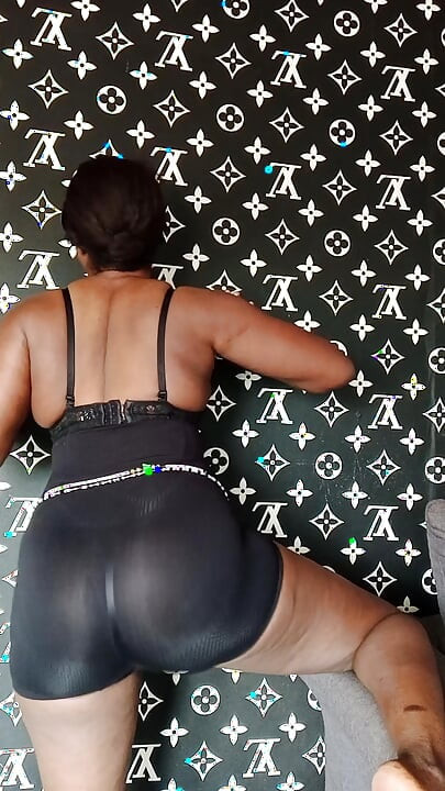 See the latest pregnancy momma