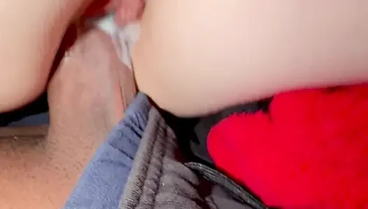 Tiktok yaptıktan sonra büyük zenci yarağı sıkı amcığımı sikiyor