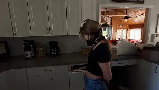 Earn to Escape 8