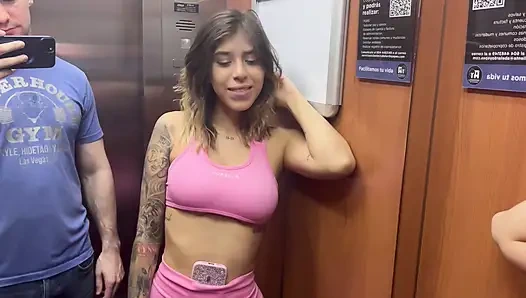 My First Porn Casting in English with the Vergon of Andrés Acosta After Arriving From Training From the Gym