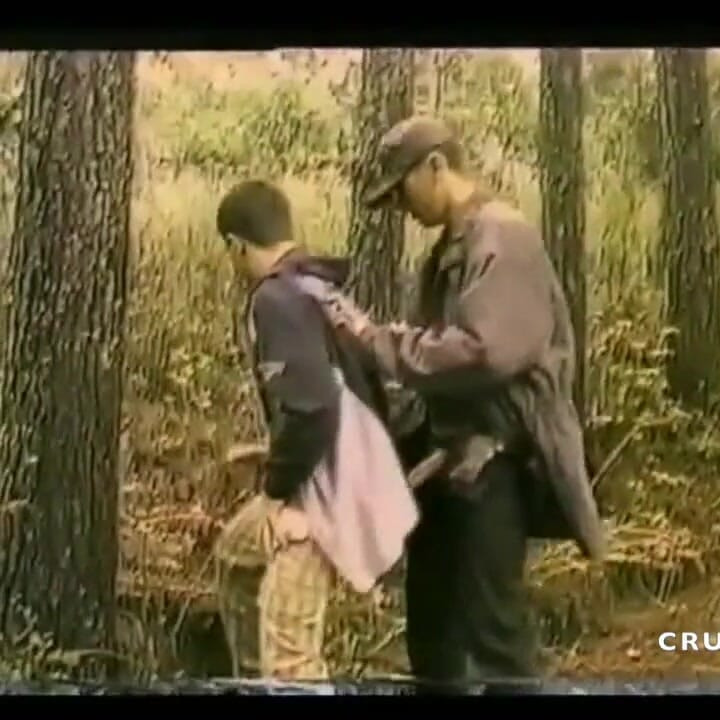 Slut twink fucked by Stepdaddy in exhib cruising forest