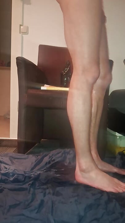 Yalnız gay twink anal dildo - aşırı işeme orgazmları