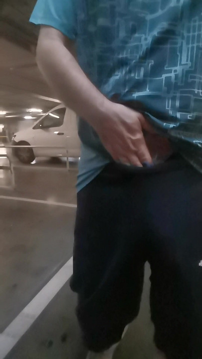 EXHIBITING MY BIG BUNDLE IN HYPERMARKET PARKING