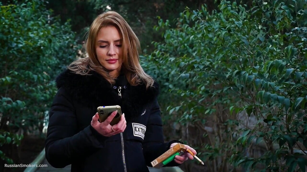 Absolutely Stunning Lady Is Smoking 120mm Saratoga Cigarette in the Park
