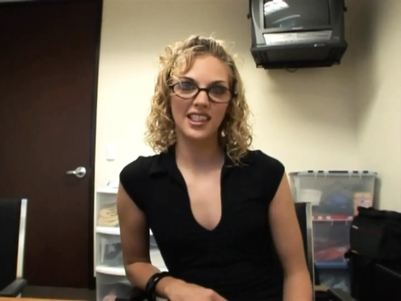 Sexy petite blonde girl pussy fucking big cock sucking