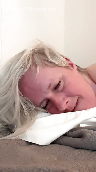Horny MILF Can’t Resist A Good Fucking