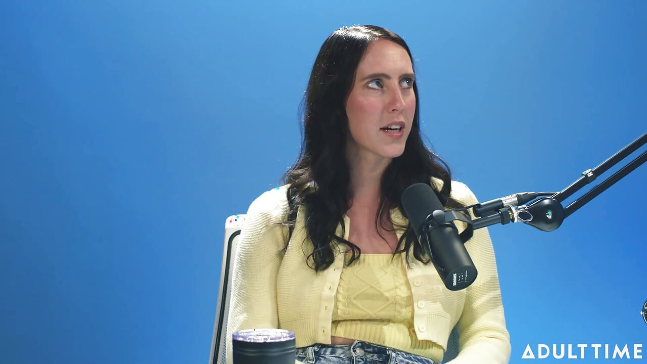 Cadence Lux: Orgasmos autênticos e auto-advocacia