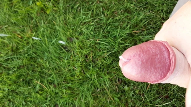 Cumming outside