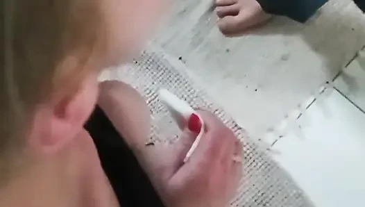 Глубокая глотка, сперма во рту в настоящем домашнем видео, подборка