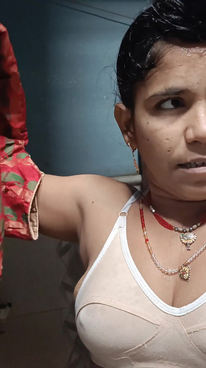 Captivating moment from "Full sexy nanggi bathi hai bhabhi"
