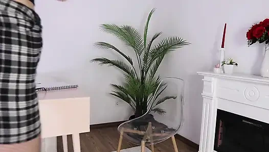 Üniversitede otoriter popüler kız olsaydı ne yapardın