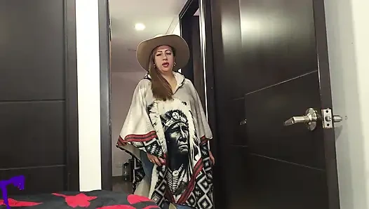 Geile Betrügende Heiße Ehefrau, Blondes Kurviges Cowgirl-outfit, Dicke Titten, Dicker Arsch, Sperma Auf Den Arsch Doggystylepov