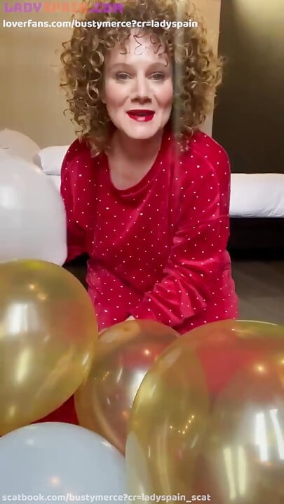 Merce Masturbates with Balloons, She's Super Horny, Look at Her Pussy