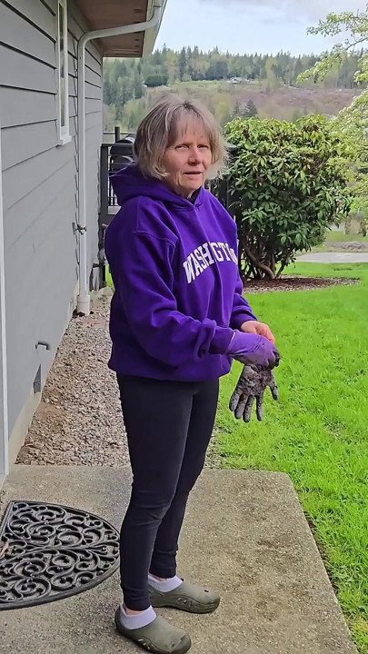 Hard Working Sexy GILF
