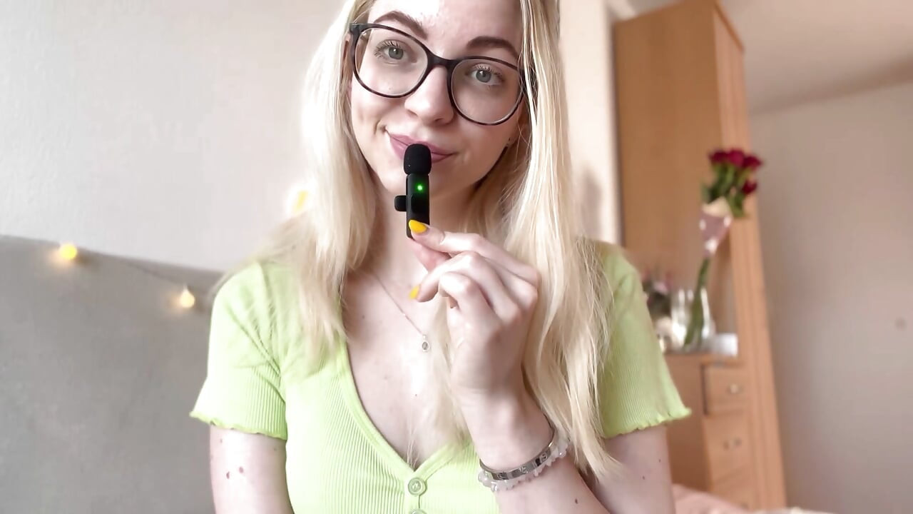 Asmr Roleplay thống trị tài chính