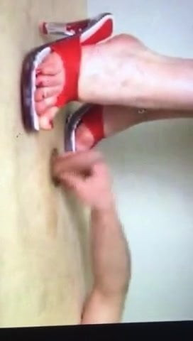 Thong heels