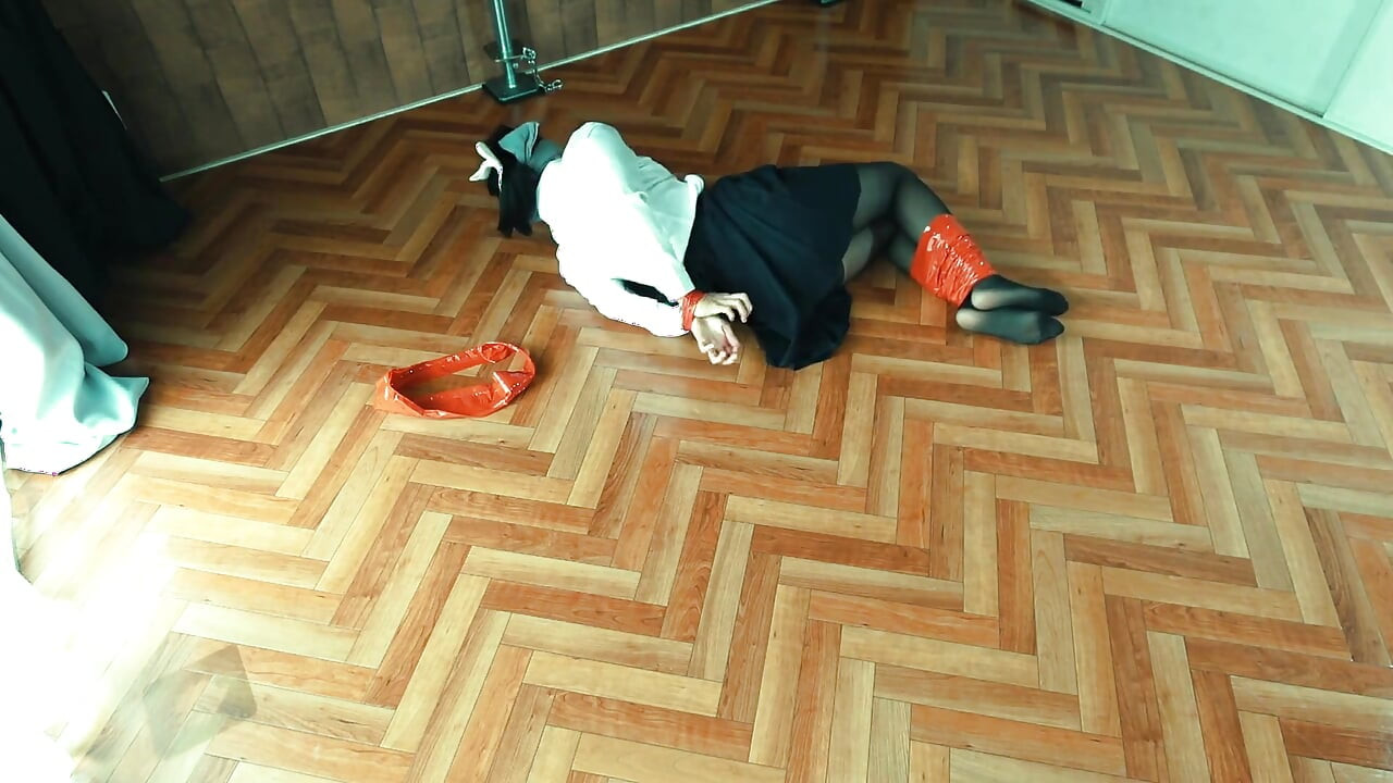 टेप संयम से भागना