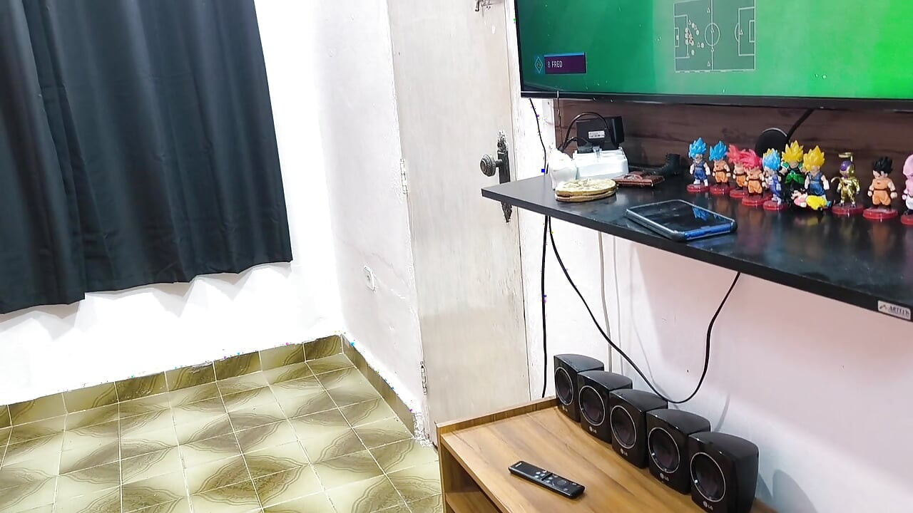 Играю с Кармонами, я играю и он