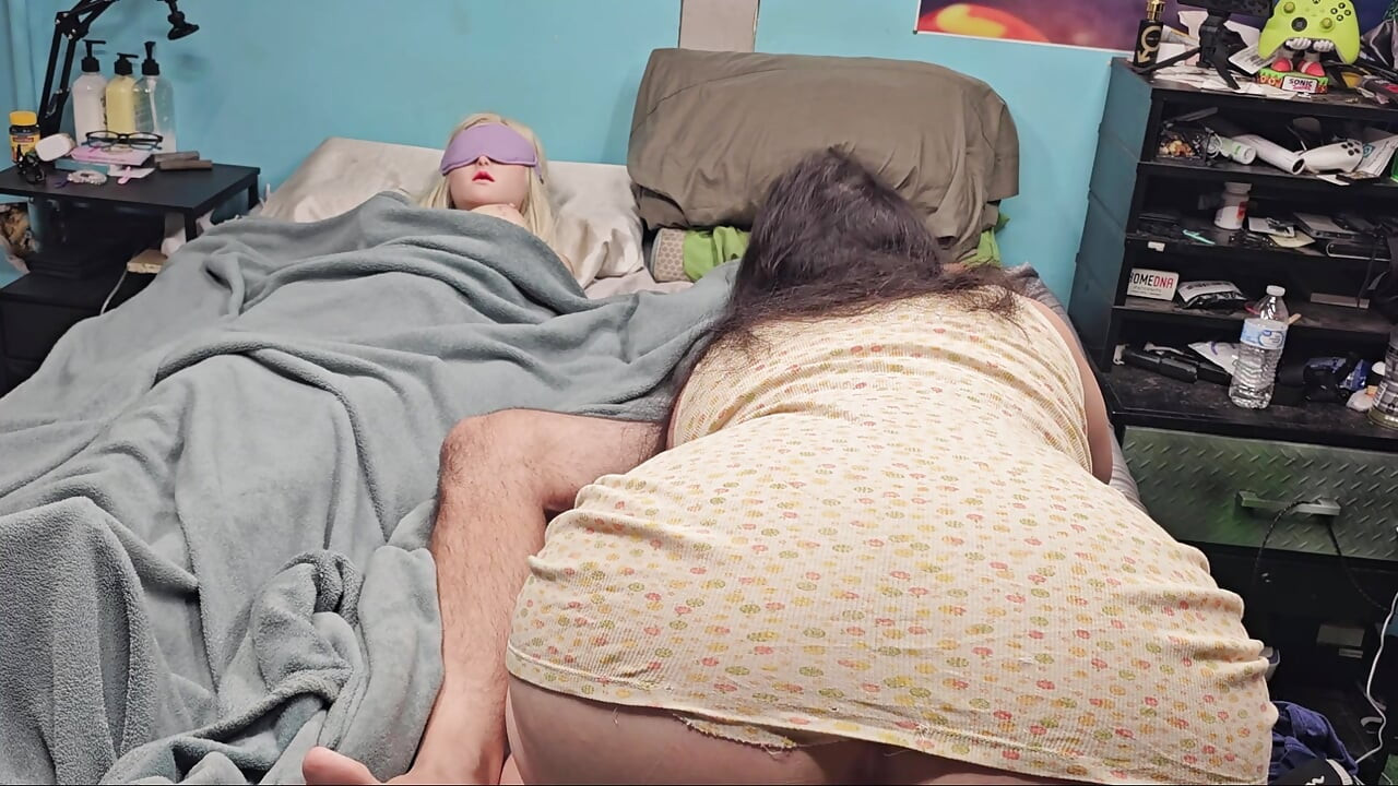 dont disturb your girlfriend stepbrother