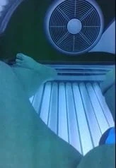 Public jerk in the tanning salon (no Cum)
