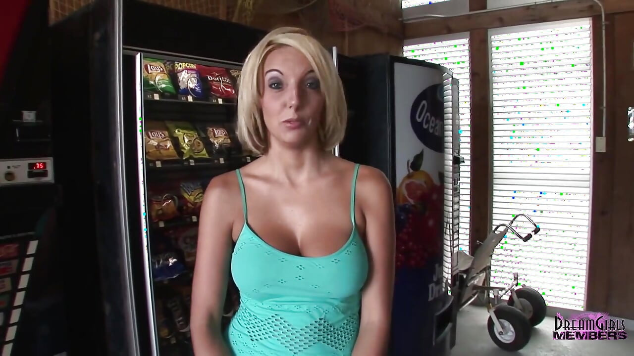 Public pussy eating with big tit freaks