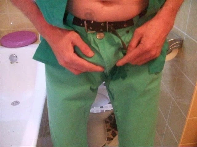 Blanker Schwanz und das kaputte Hoeschen