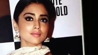 Cum tribute to kamamaharaani Shriya saran!!!!