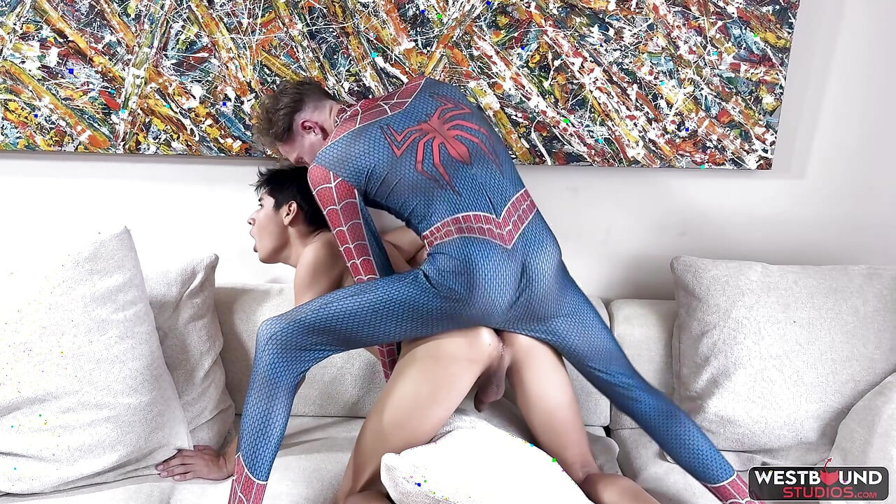 Gilbert Moon Is Caught in Spideybois Cum