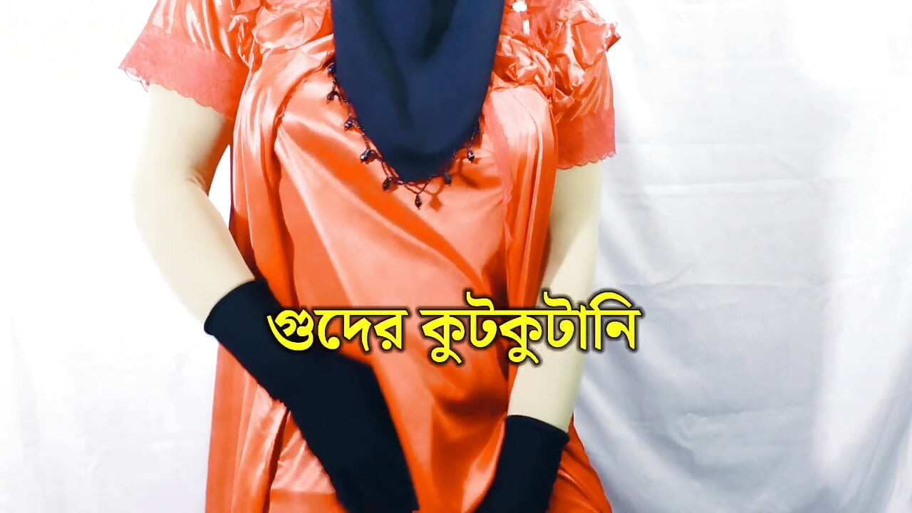 Indian hot beautiful Bhabhi dancing and having sex openly in her room