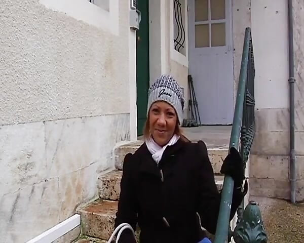 फ्रांस की बड़ी गांड वाली सांवली बड़े लंड का वीर्य निकालना जानती है