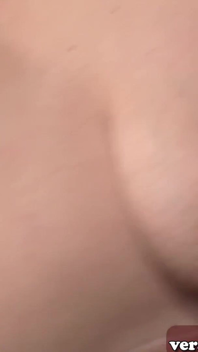 Alman hemşire sokakta yaklaştı ve sikildi | Klip 2