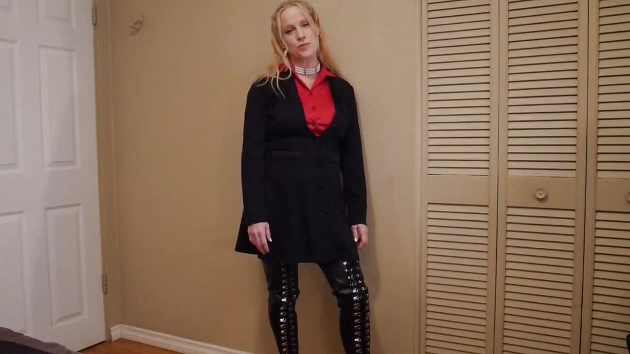 Hot Teacher Is Groupie to Students Band