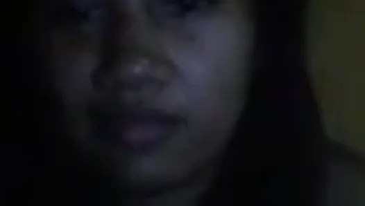 filipino girl's yummy pussy on skype cam -p1