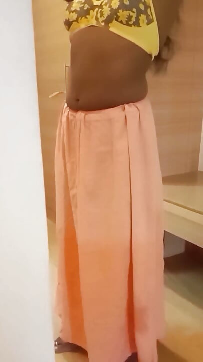 I Offered My Big Black Ass to Senior Boss for My Cuck Hubby's Promotion - Tamil Doggy Anal! Indianhotwifex